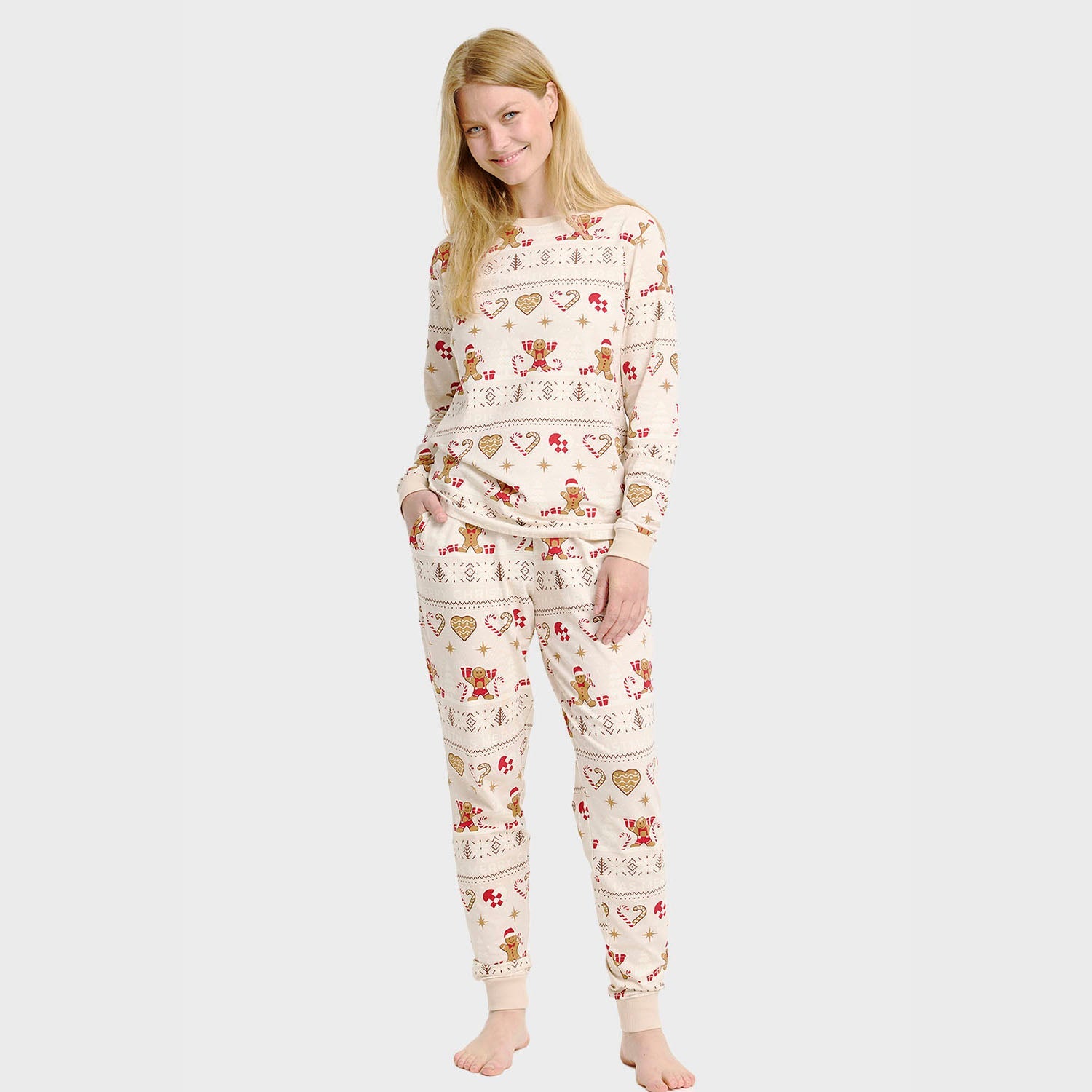 Christmas Cookie Pyjamas Beige โ Women
